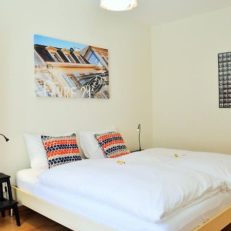 B&B Louis-Favre 21 Neuchâtel Eksteriør billede